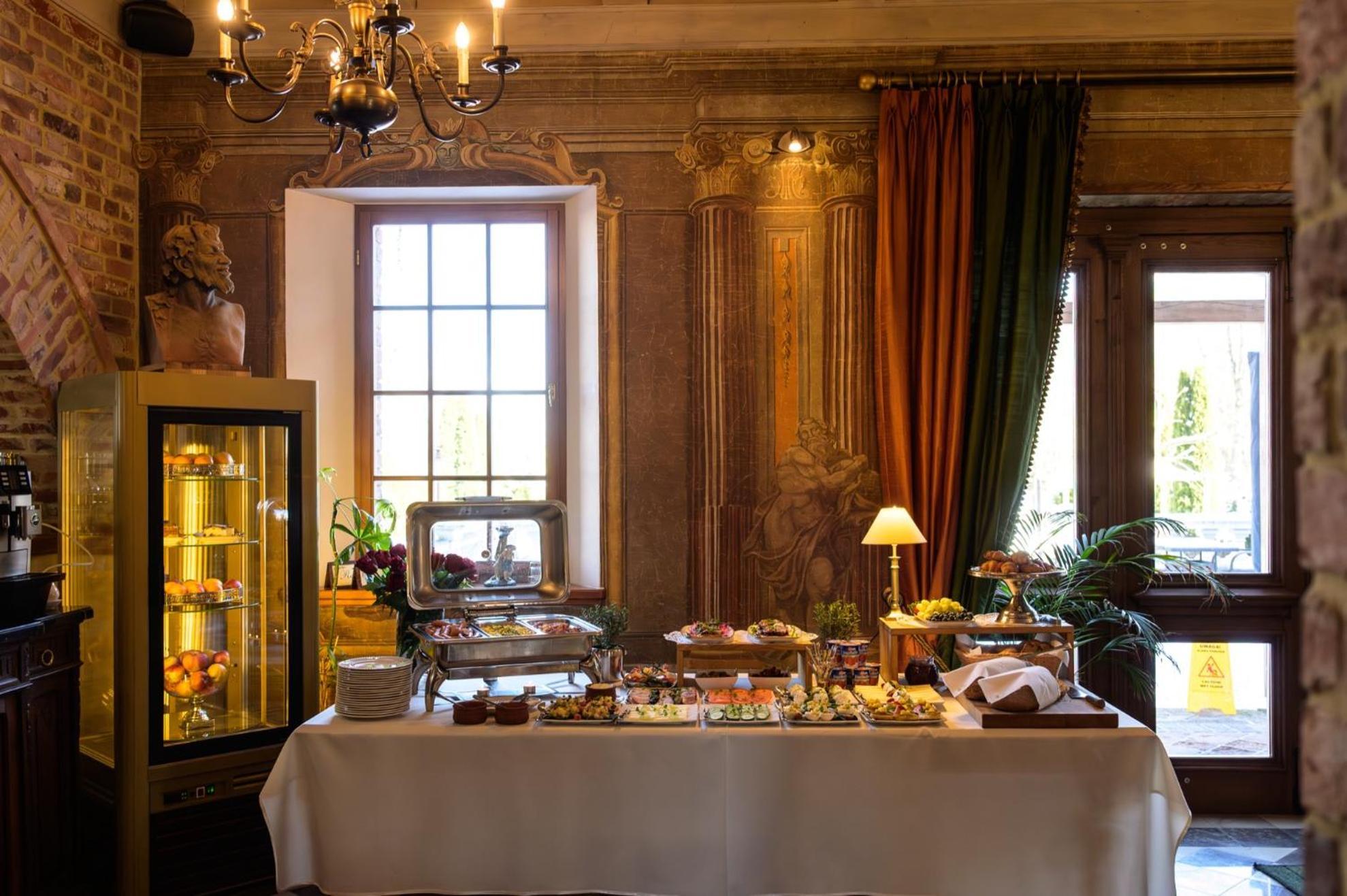 Zabi Dwor - Hotel - Restauracja - Spa Zielona Góra Eksteriør bilde